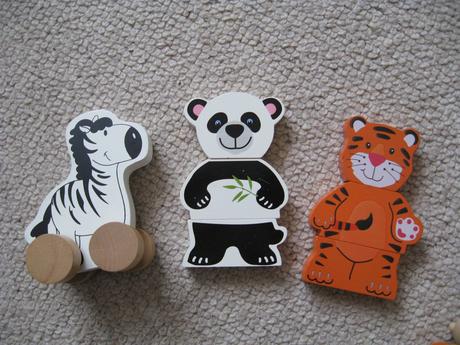 Magnetické zvieratká + zebra na kolieskach,