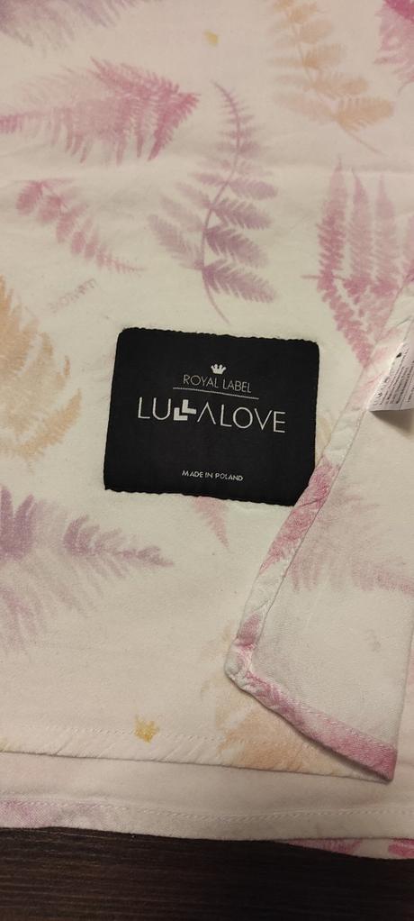 Lullove prikrívka a šatka, 