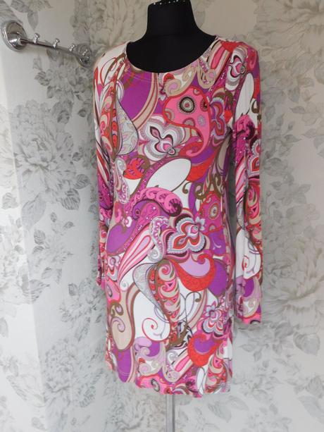 Luxusne upletove šaty, 36