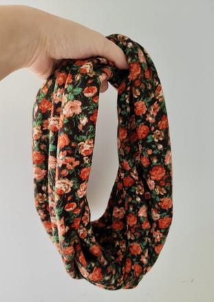 Nekonečná šatka/šál, stradivarius