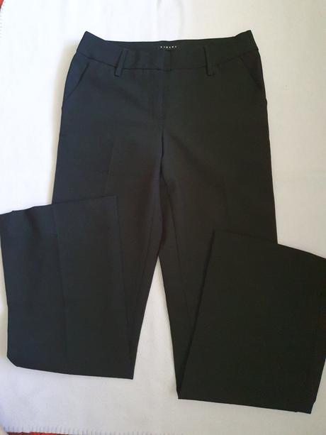 Čierne nohavice, 40