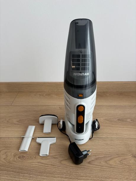 Aku ručný vysávač hyundai, hyundai