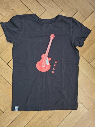 Tričko s gitarou, 146