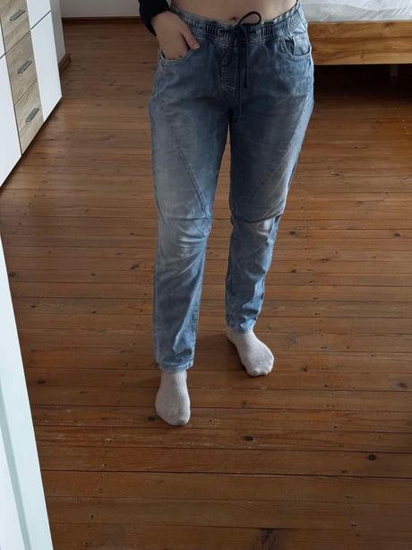 Voľné nohavice, amisu,s