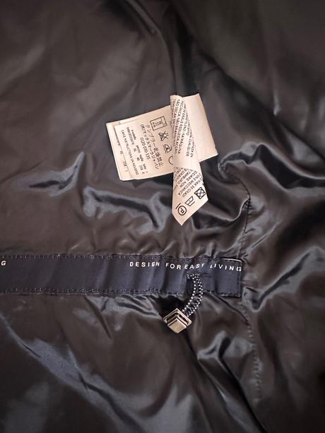 Max mara prešívaná bunda s kapucňou, 36