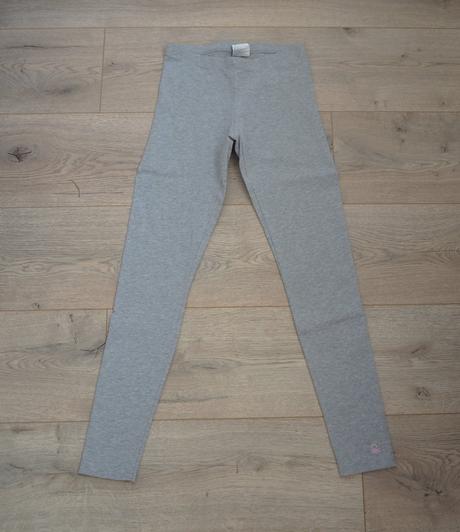 Legíny, benetton,146