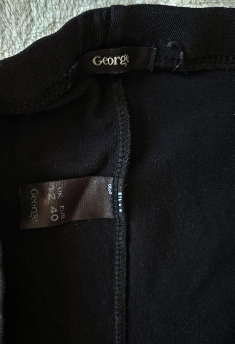 Dámske legíny s riasením na spodkoch m, george,m