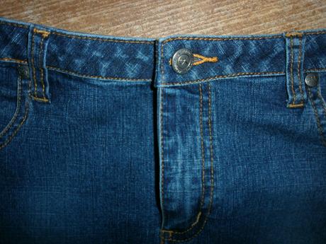 Riflová elastická sukňa drahej značky aboriginal, 40