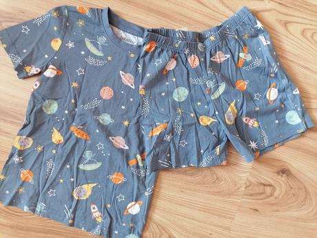 Pyžamko, lupilu,110 / 116