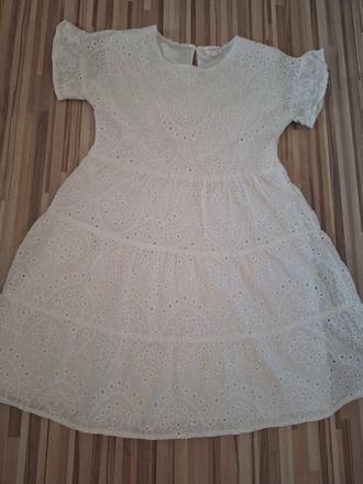 Romantické šaty, 152