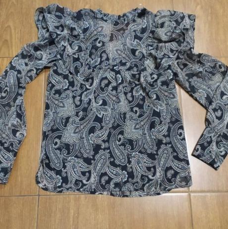 Blúzka s volanikom, reserved,s