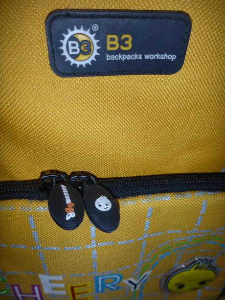 Kvalitná žltá školská taška,