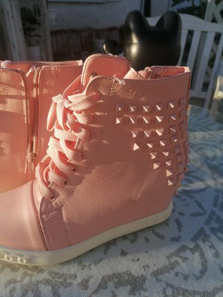 Tenisky s opätkom, 39