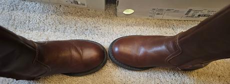 Málo nosené kožené čižmy, geox,30