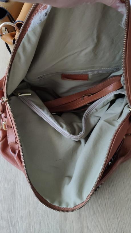 Kožená koňaková kabelka, 