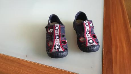 Predám topánky, domáce obutie, 24