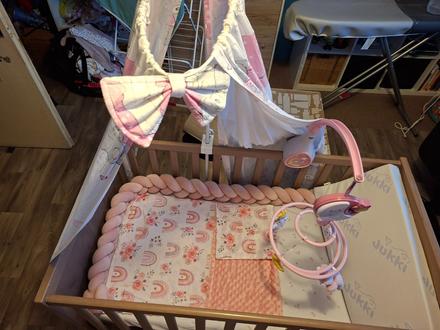 Predám postielku ikea sundvik s prislusenstvom, šírka (cm): 60,dĺžka (cm): 120