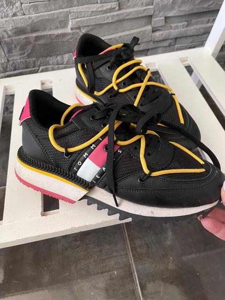 Tommy hilfiger v.38, tommy hilfiger,38