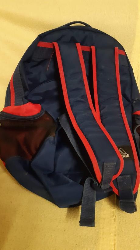 Predám použivaný ruksak adidas., 