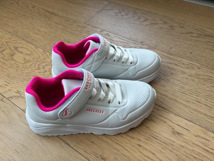 Tenisky ( topánky) na jar a jeseň, skechers,32