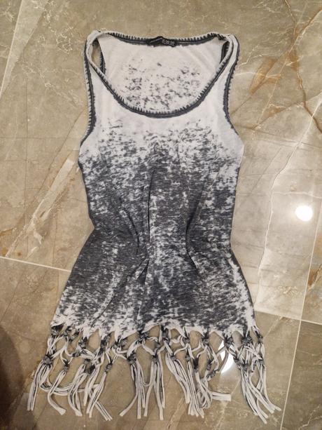 Balík letného oblečenia, s