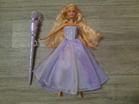 Barbie annika kouzlo pegasu,