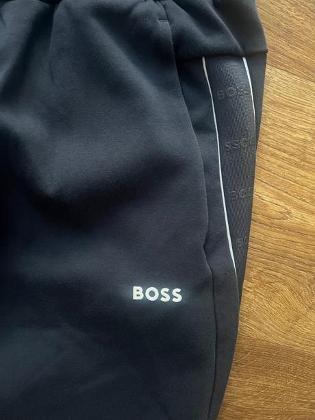 Boss tepláky, hugo boss,s