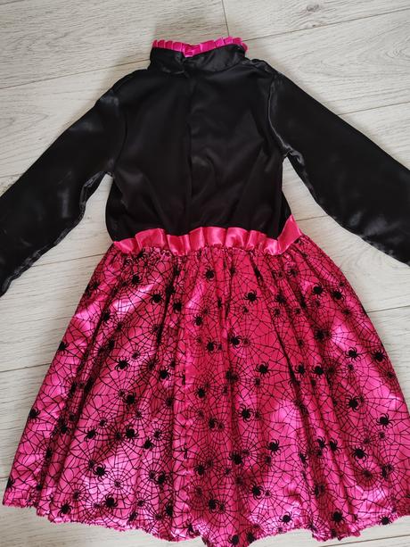 Predám šaty na karneval, pepco,134