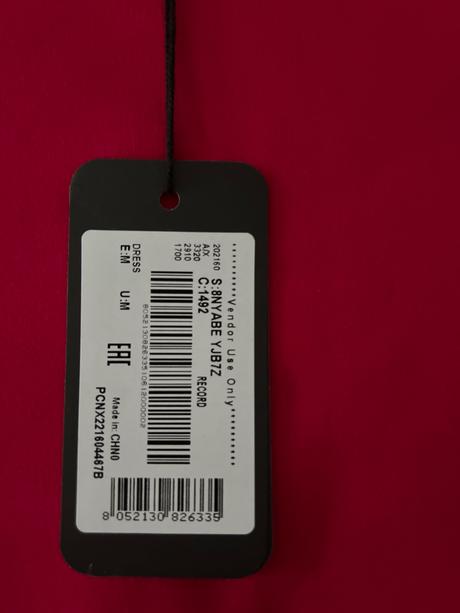 Dámske šaty, armani,m