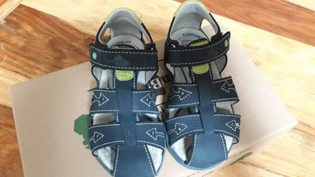 Sandalky, ren but,26