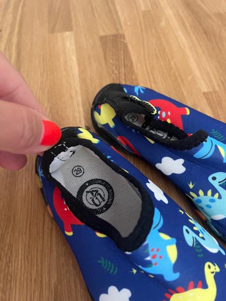 Topánky do vody, 29