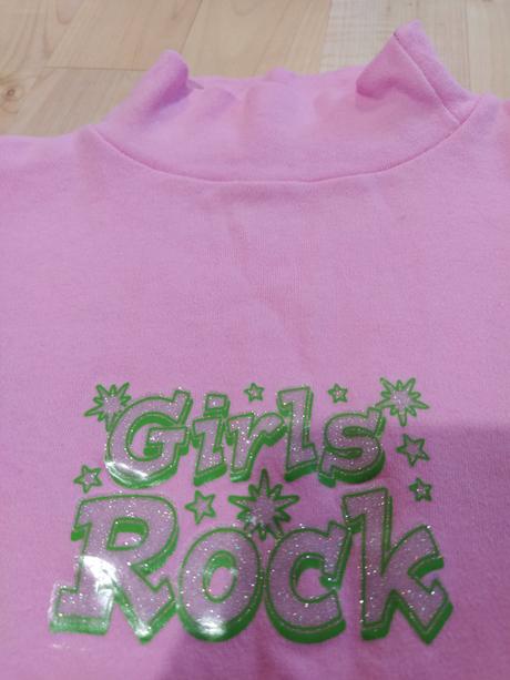 Tričko so stojačikom, 104