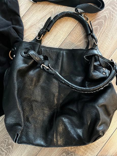 Väčšia celokožená kabelka, ecco