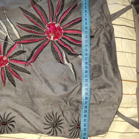 Elegantné šaty, 34