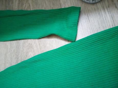 Elastické vrubkované minišaty xs/m, h&m,xs