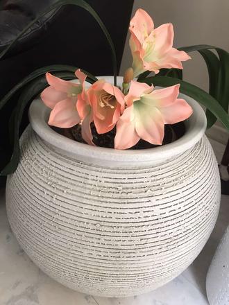 Masívny črepník z diela, 