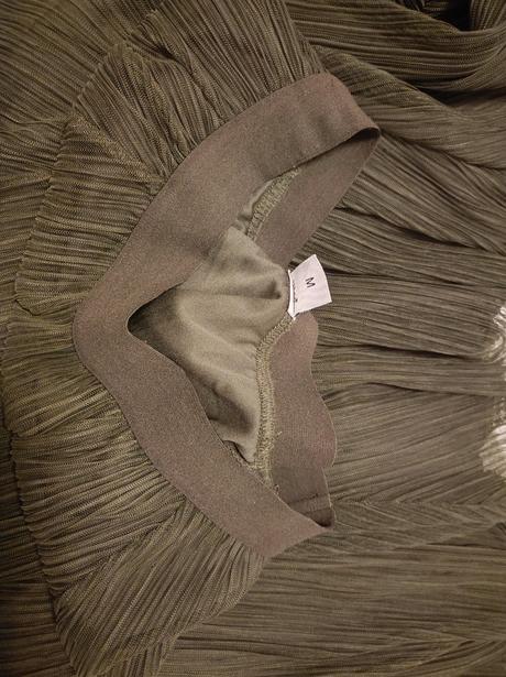 Tmavo-olivová sukňa m/40-42, m