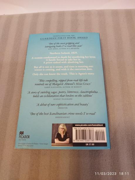 Hannah kent - burial rites v anglictine xs24,