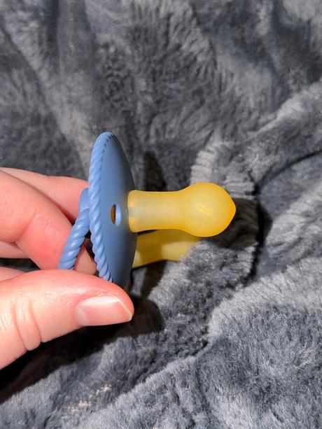 Kaučukové cumlíky frigg, 