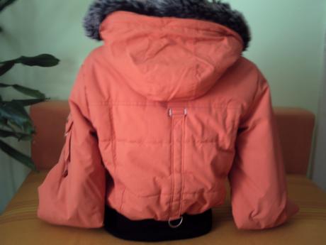 Oranzova vetrovka, m