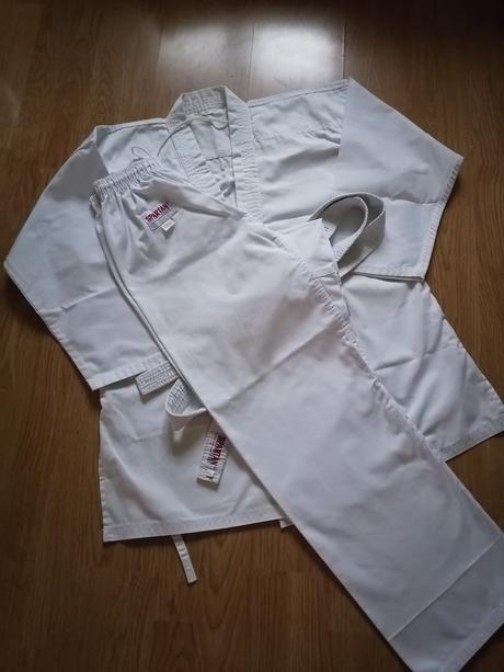 Kimono na karate, 158