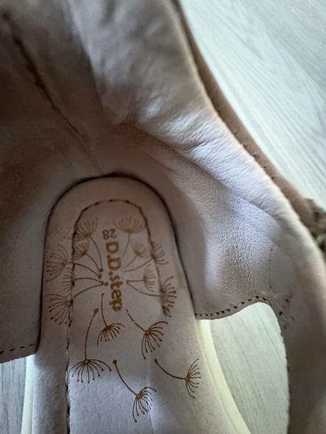 Kožené sandálky d.d.step, d.d.step,28