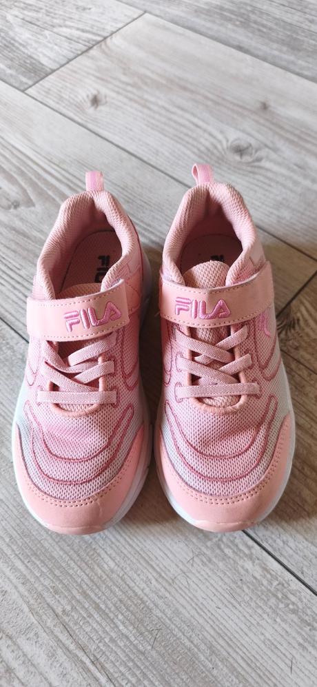 Fúka tenisky, fila,30
