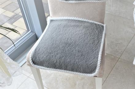 Podsedák na stoličku, 