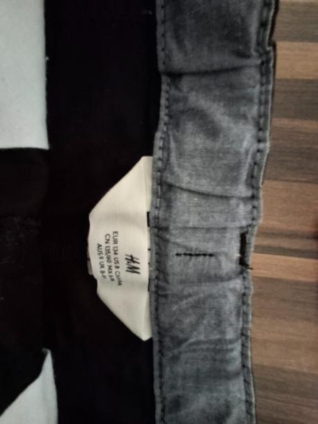 Sortky 128/134, 134