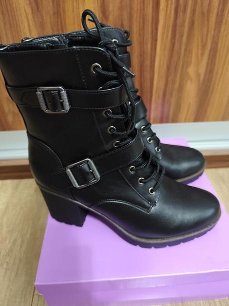 Čižmy, graceland,42