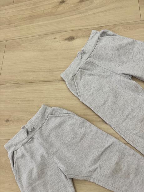 Sivé teplaky 2ks, sinsay,104