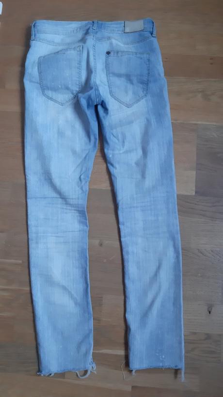 Dievčenské rifle, 164