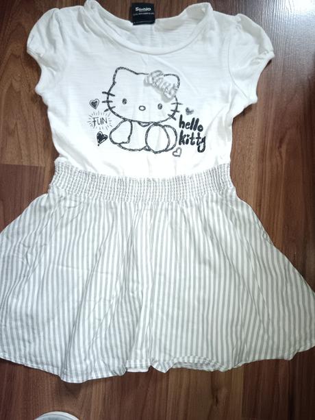 Lahucke letné saty, sanrio,98