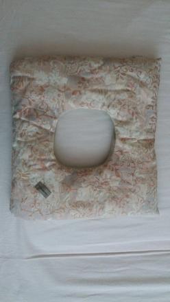 Popôrodný vankúš na sedenie, 